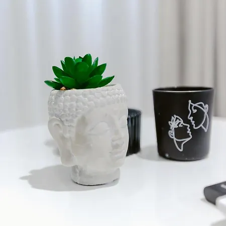 The Modern Hub - The Nest *